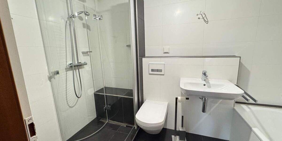 Etagenwohnung Saarbrücken St Arnual - 3 Zimmer, 89 m&sup2;, 950&euro; | Angebot:24917899