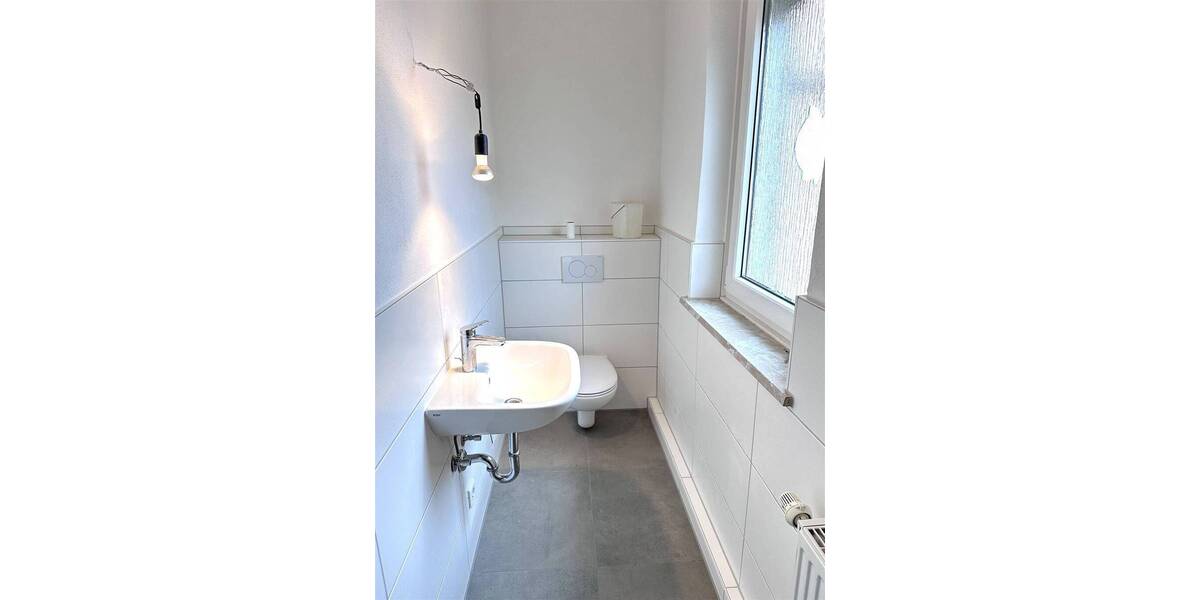 Einfamilienhaus Oberdachstetten - 8 Zimmer, 173 m&sup2;, 1.200&euro; | Angebot:26657158