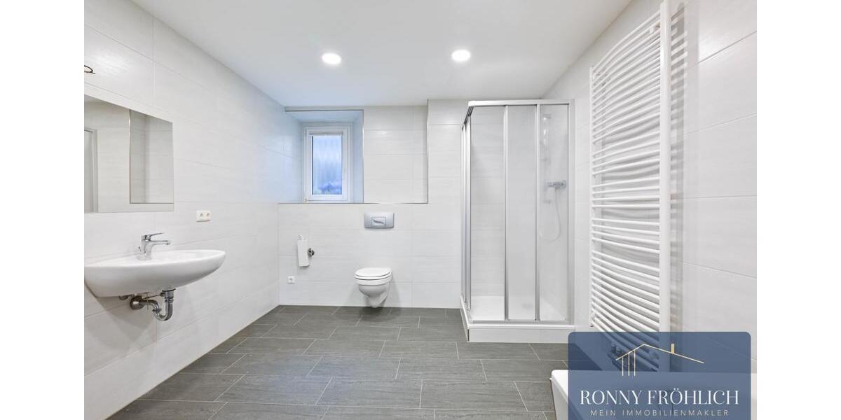 Ihr neues Zuhause: Stilvolle 6-Raum-Wohnung mit Charme in Meerane 6 zimmer