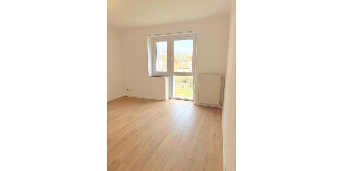 Etagenwohnung Wadgassen - 4 Zimmer, 100 m&sup2;, 950&euro; | Angebot:25751176