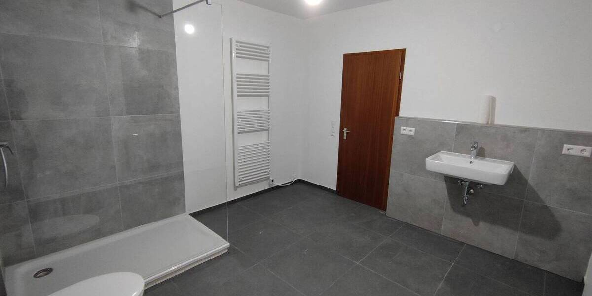 Einfamilienhaus Karlsruhe Grünwettersbach - 4 Zimmer, 100 m&sup2;, 1.200&euro; | Angebot:25996653