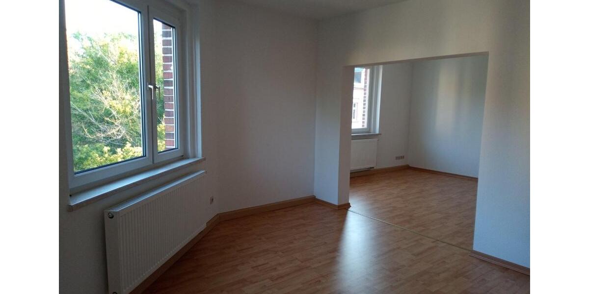 Etagenwohnung Waldheim - 2 Zimmer, 74 m&sup2;, 387&euro; | Angebot:25447486