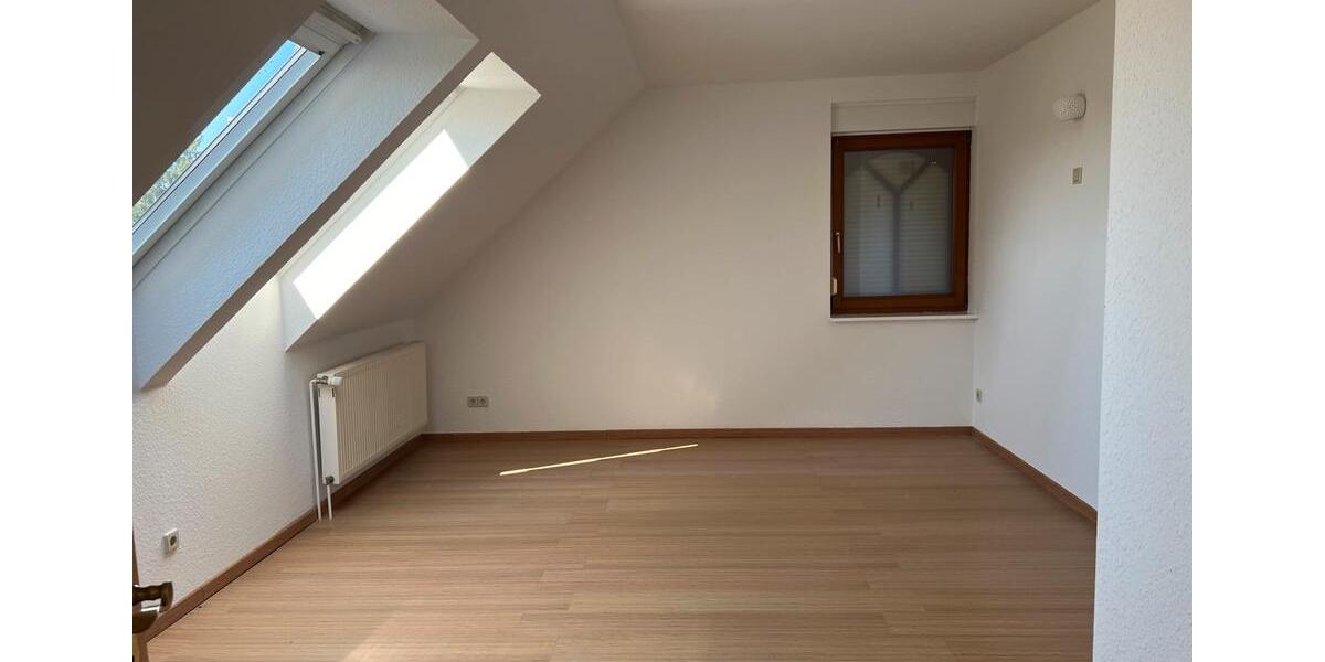 Dachgeschoßwohnung Fürstenwalde (Spree) - 5 Zimmer, 118 m&sup2;, 1.350&euro; | Angebot:26327116