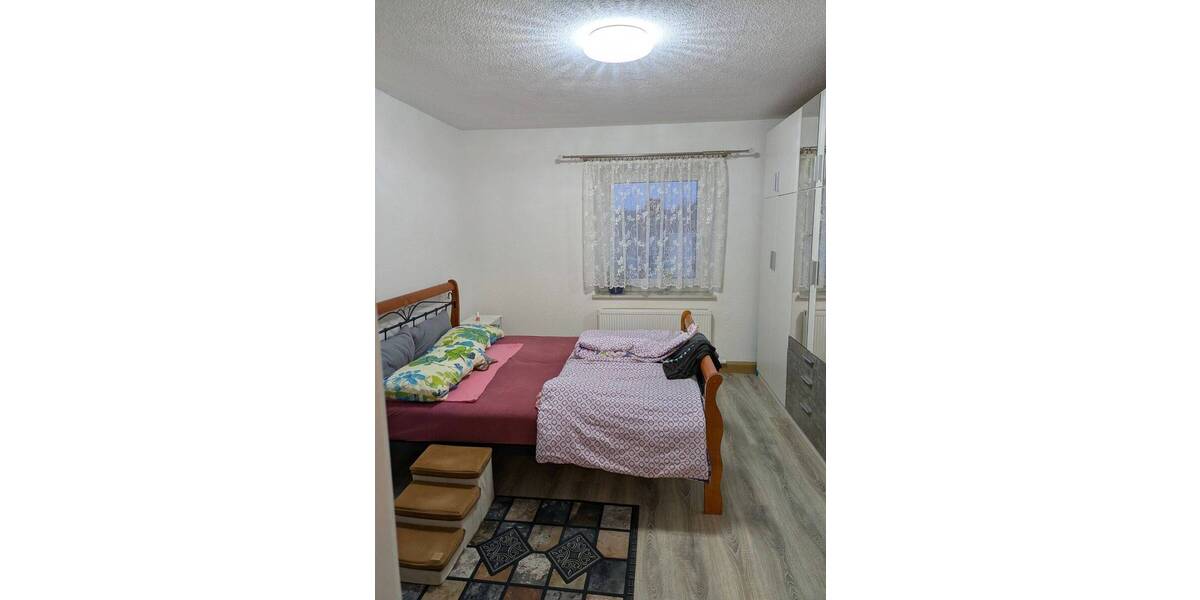 Etagenwohnung Wunsiedel - 4 Zimmer, 77 m&sup2;, 620&euro; | Angebot:26170666