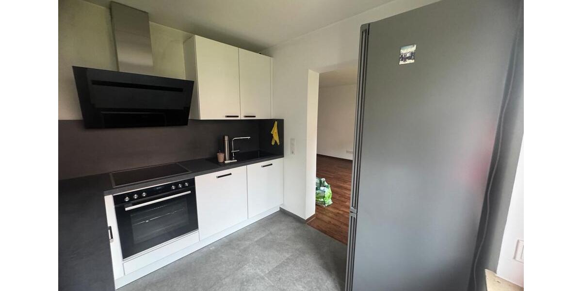 Etagenwohnung Leonberg - 4 Zimmer, 80 m&sup2;, 1.200&euro; | Angebot:25753186