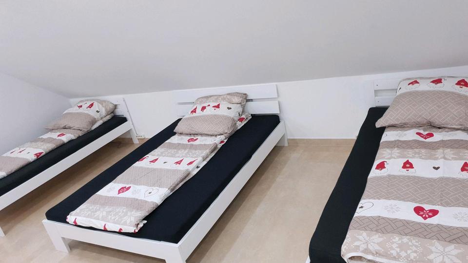 Wohnen auf Zeit Hammersbach - 3 Zimmer, 126 m&sup2;, 30&euro; | Angebot:26624814