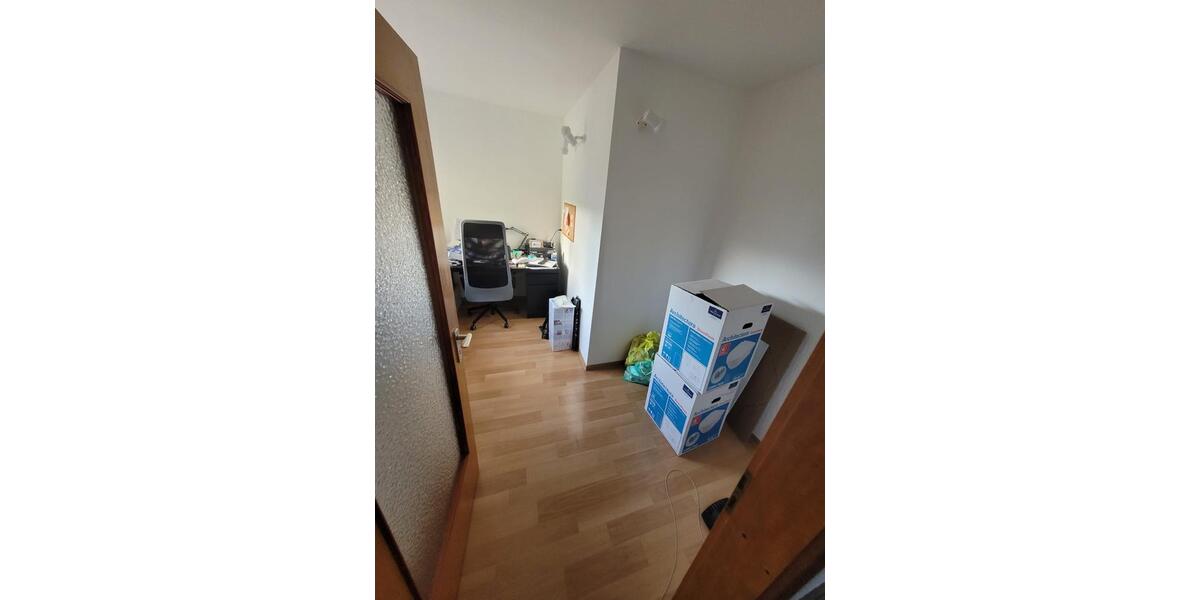 Etagenwohnung Steffenberg - 2 Zimmer, 65 m&sup2;, 520&euro; | Angebot:24650379