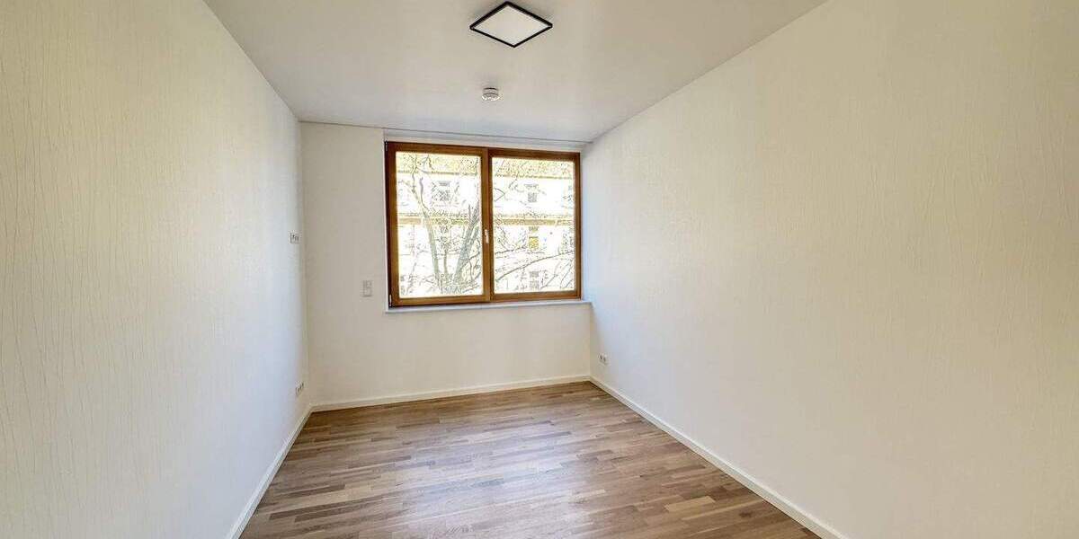 Etagenwohnung Kaiserslautern Innenstadt - 3 Zimmer, 107 m&sup2;, 1.150&euro; | Angebot:25691249