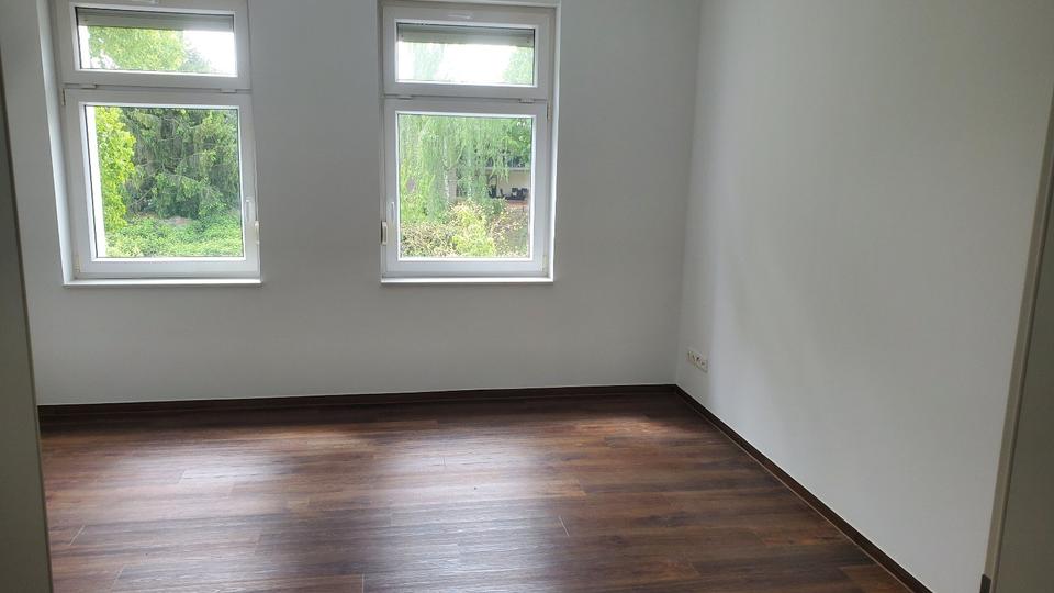 Etagenwohnung Zörbig - 3 Zimmer, 97 m&sup2;, 680&euro; | Angebot:26576542