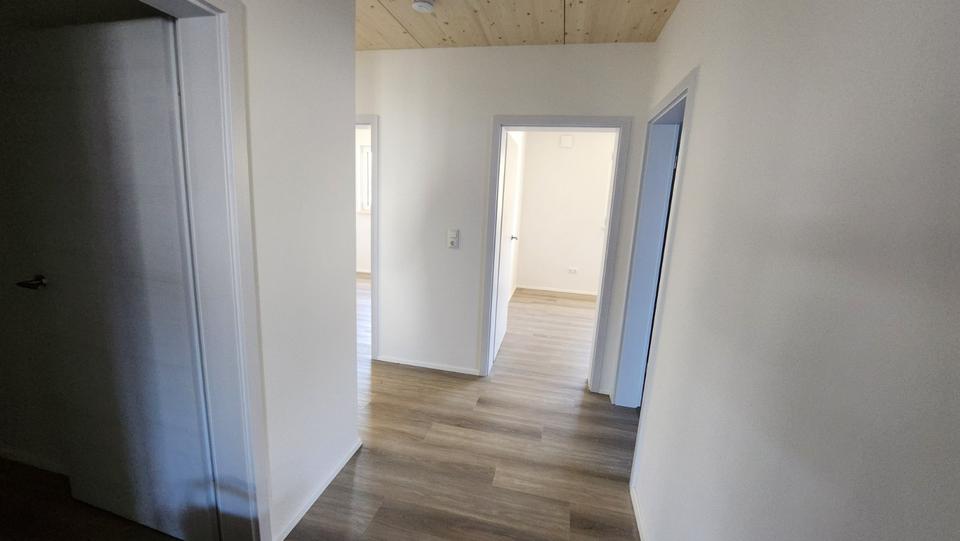Erdgeschoßwohnung Geslau - 3.5 Zimmer, 100 m&sup2;, 1.000&euro; | Angebot:25722524