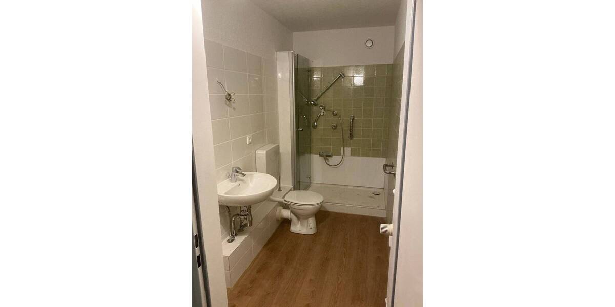 Etagenwohnung Wiesbaden Erbenheim - 1 Zimmer, 43 m&sup2;, 580&euro; | Angebot:26175064