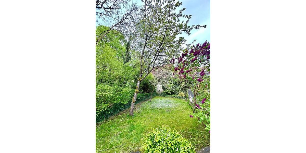 Sanierte Wohnung im EG mit großer Süd-Terrasse und Garten 2 zimmer