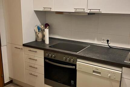 Wohnung Stuttgart - 2 Zimmer, 70 m&sup2;, 600&euro; | Angebot:26551938