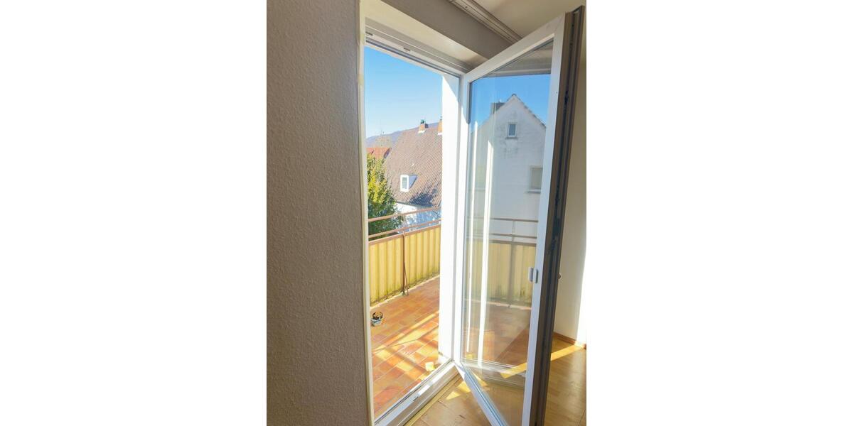 Dachgeschoßwohnung Rinteln - 3.5 Zimmer, 97 m&sup2;, 689&euro; | Angebot:25406442