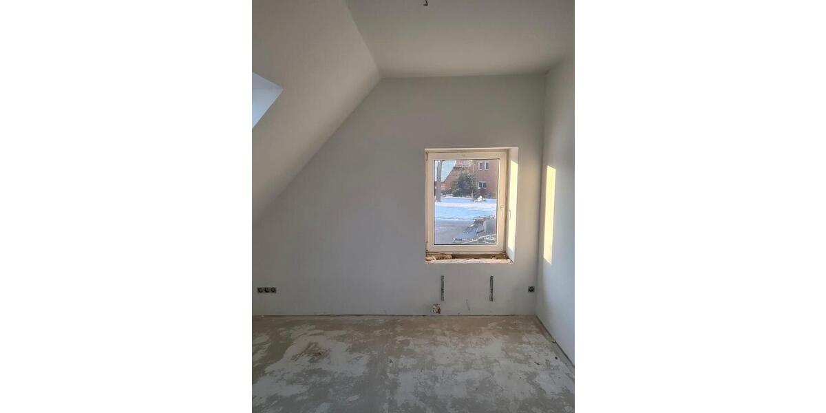 Dachgeschoßwohnung Neustadt am Rübenberge - 3 Zimmer, 95 m&sup2;, 939&euro; | Angebot:24432530