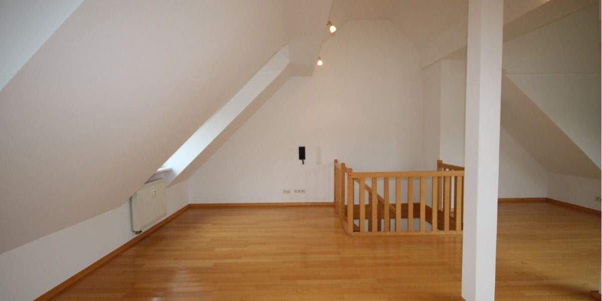 Etagenwohnung Frankfurt am Main Bornheim - 5 Zimmer, 145 m&sup2;, 2.550&euro; | Angebot:25110323