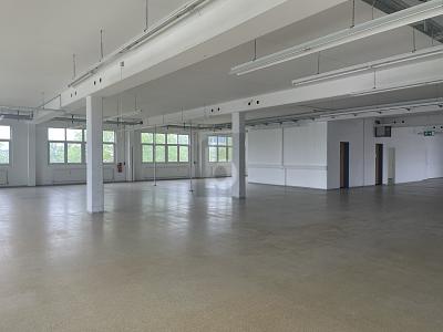 6M² VIELSEITIGE NUTZUNG-PRODUKTIONLAGERHALLE