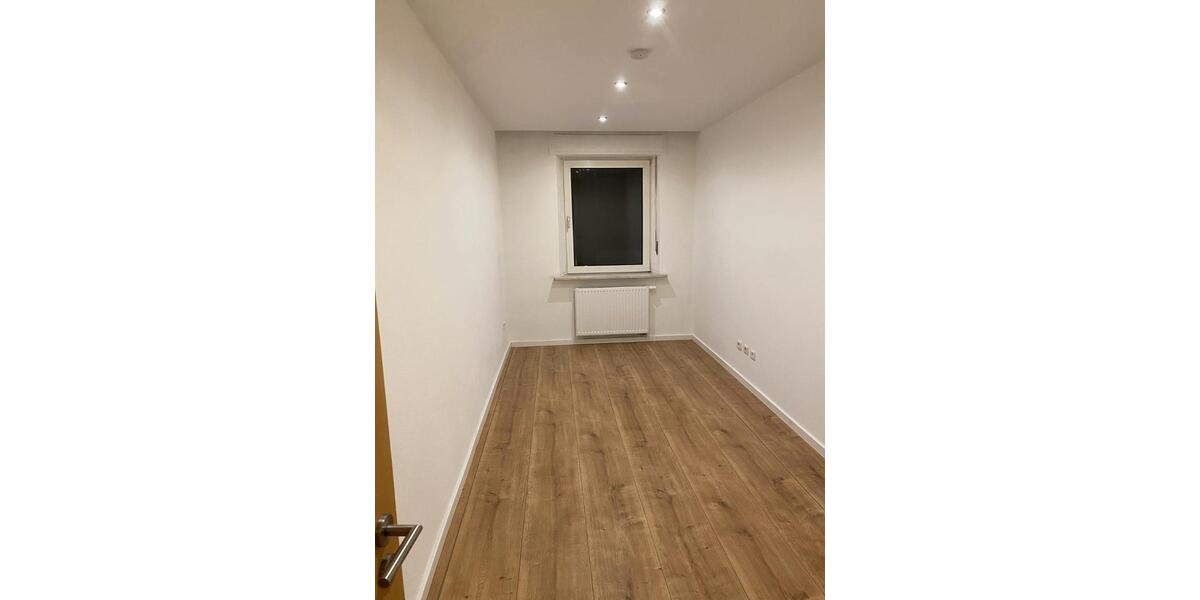 Etagenwohnung Bayreuth City - 1 Zimmer, 10 m&sup2;, 420&euro; | Angebot:26247665