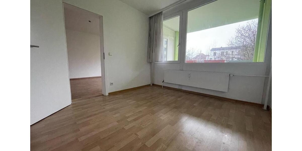 Helle 2 Zimmer EG Wohnung mit Balkon 2 zimmer