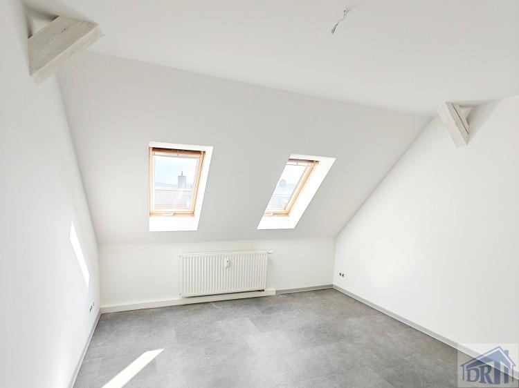 Dachgeschoßwohnung Zittau - 3 Zimmer, 76 m&sup2;, 420&euro; | Angebot:20359900