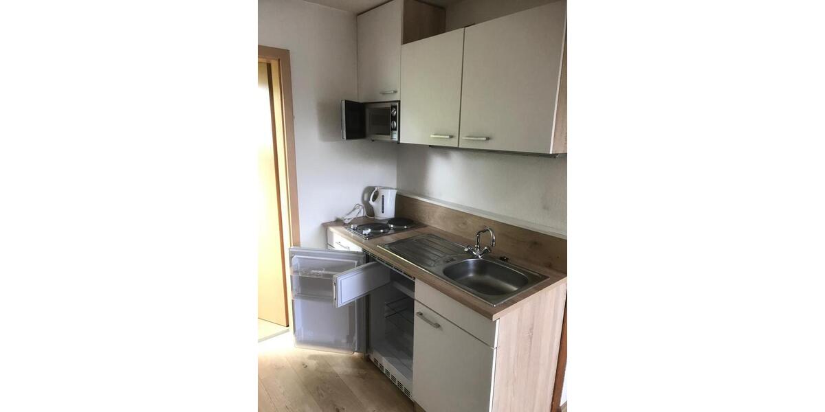 Dachgeschoßwohnung Rehau - 1 Zimmer, 20 m&sup2;, 345&euro; | Angebot:26278736
