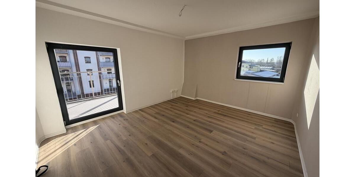 Etagenwohnung Bützow - 3 Zimmer, 85 m&sup2;, 840&euro; | Angebot:24616917