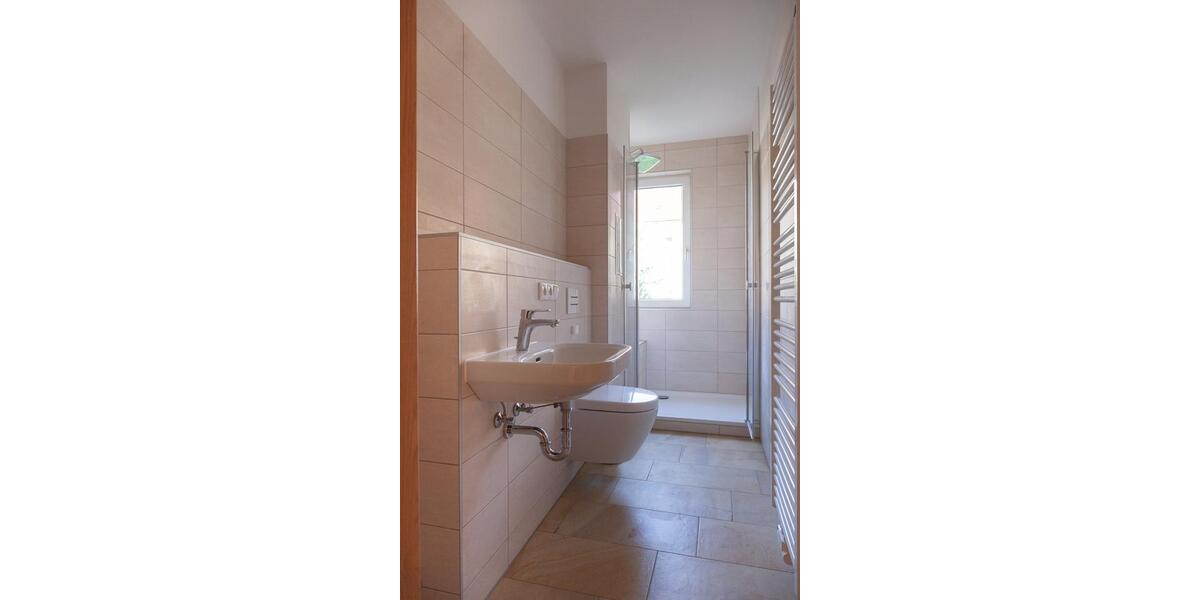 Etagenwohnung Frohburg - 3 Zimmer, 63 m&sup2;, 520&euro; | Angebot:26039634