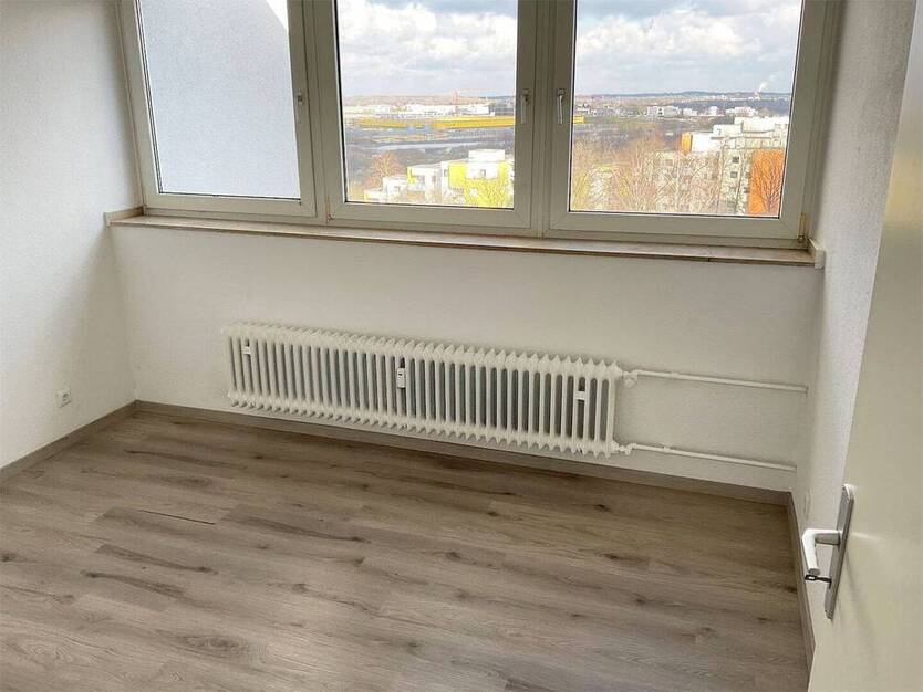 Ihr neues Zuhause mit zwei Loggien! 3-Zimmer-Wohnung, separate Küche, Wannenbad, Aufzug