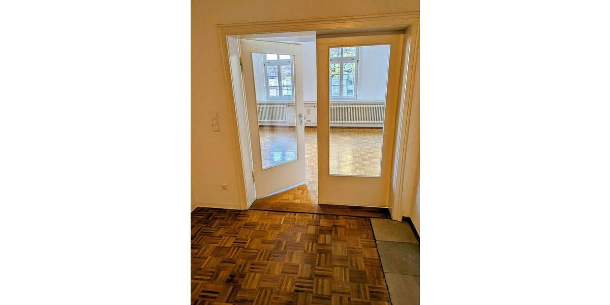 Etagenwohnung Schwäbisch Hall Tullauer Höhe - 3 Zimmer, 125 m&sup2;, 1.100&euro; | Angebot:25801403