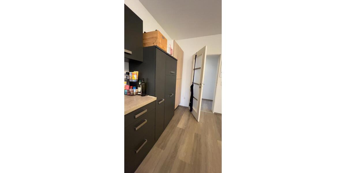 Erdgeschoßwohnung Ansbach - 4 Zimmer, 14 m&sup2;, 245&euro; | Angebot:24561697