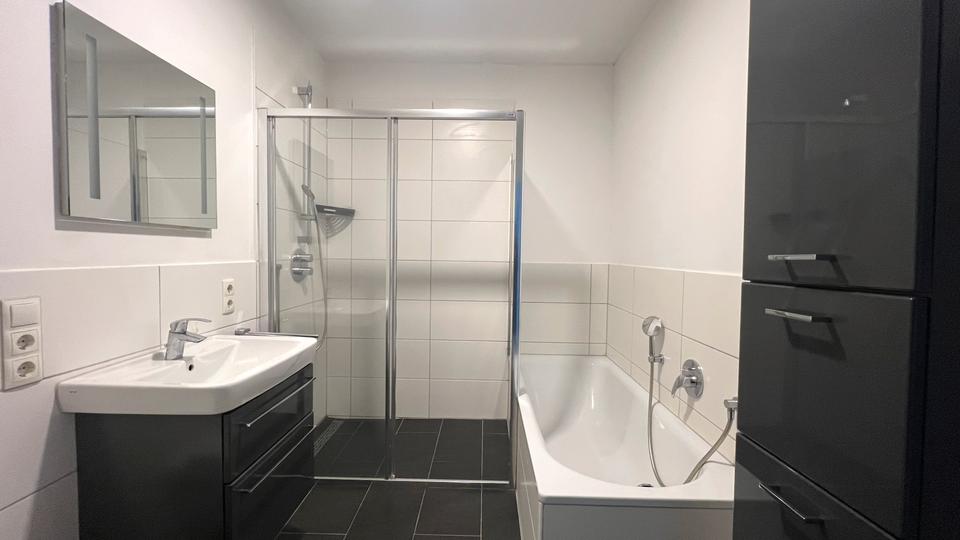 Etagenwohnung Papenburg - 3 Zimmer, 70 m&sup2;, 900&euro; | Angebot:23132382