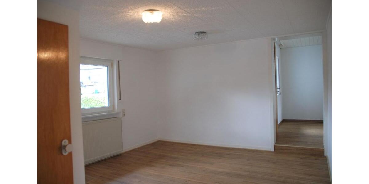 Gepflegtes, renoviertes Einfamilienhaus mit 4 Zimmern in ruhiger Lage von Much! 4 zimmer