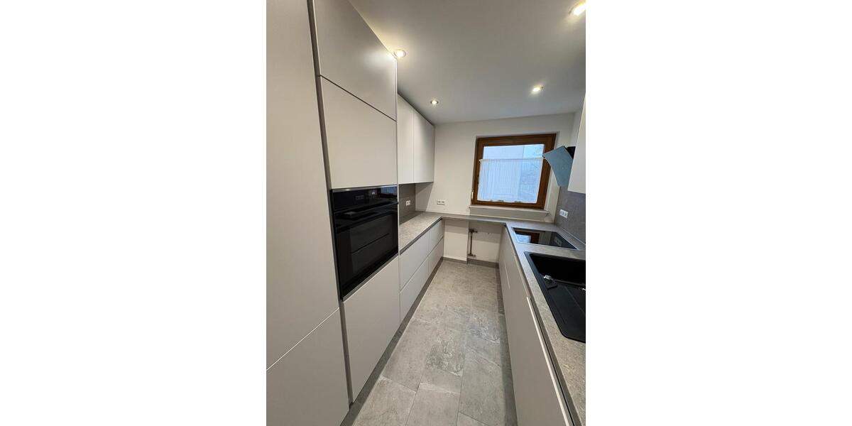 Etagenwohnung Pfullingen - 4 Zimmer, 87 m&sup2;, 1.300&euro; | Angebot:24677397