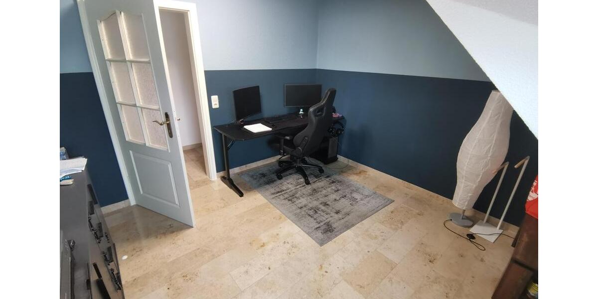 Dachgeschoßwohnung Heide - 4 Zimmer, 97 m&sup2;, 795&euro; | Angebot:26295053