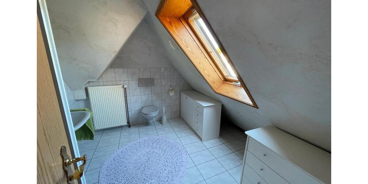 Dachgeschoßwohnung Lahr (Schwarzwald) - 1 Zimmer, 45 m&sup2;, 600&euro; | Angebot:26676243