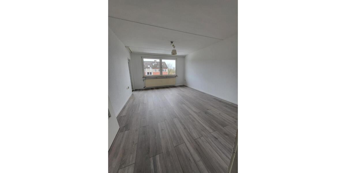Etagenwohnung Schleswig - 4 Zimmer, 82 m&sup2;, 520&euro; | Angebot:26083696
