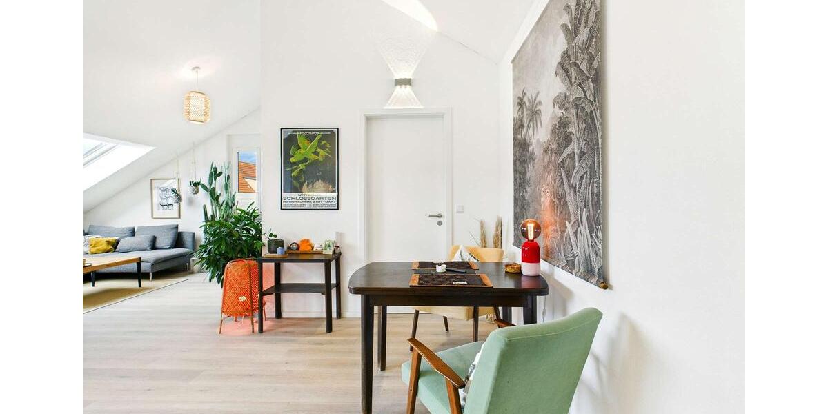 Dachgeschoßwohnung Kornwestheim - 4 Zimmer, 94 m&sup2;, 1.880&euro; | Angebot:24663488