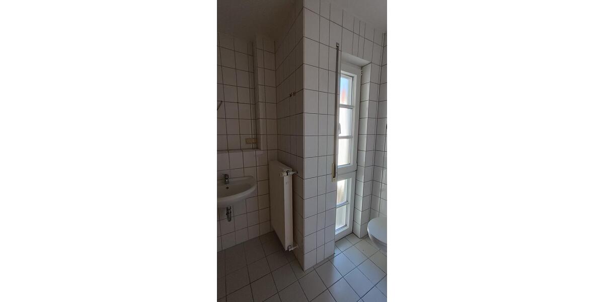 Etagenwohnung Bexbach - 3 Zimmer, 78 m&sup2;, 680&euro; | Angebot:24828392