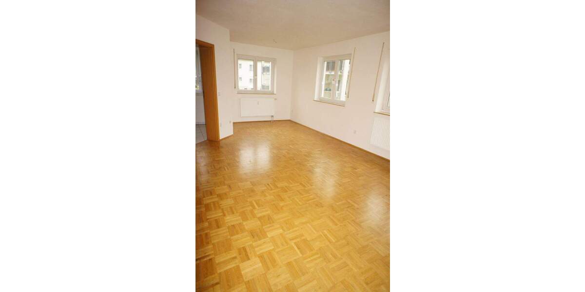 Etagenwohnung Flöha - 2 Zimmer, 60 m&sup2;, 425&euro; | Angebot:26731130