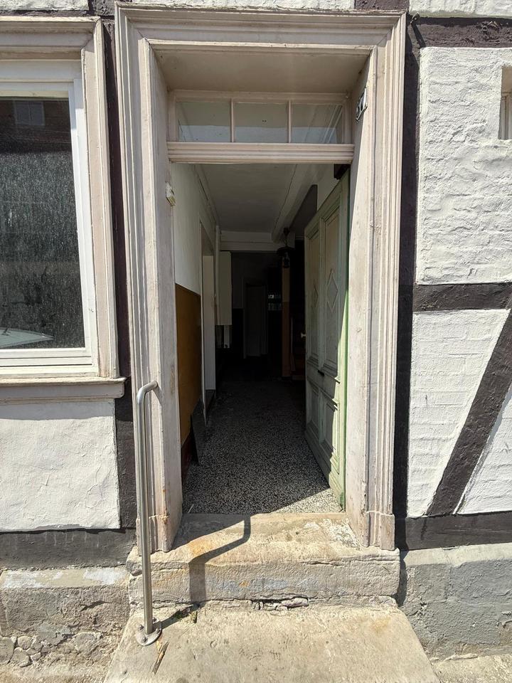 Stadthaus mit Potenzial f. Handwerker Mehrgenerationen WG möglich zimmer