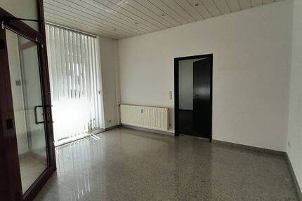 Günstige individuelle Gewerbeeinheit fast im Zentrum 6 zimmer