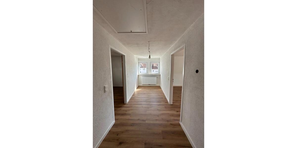 Einfamilienhaus Burladingen - 6 Zimmer, 120 m&sup2;, 1.200&euro; | Angebot:26526991