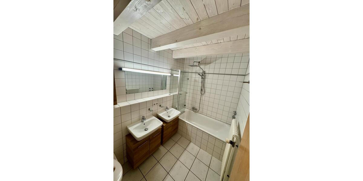 Maisonettenwohnung Wolfegg - 3.5 Zimmer, 100 m&sup2;, 1.200&euro; | Angebot:26639115