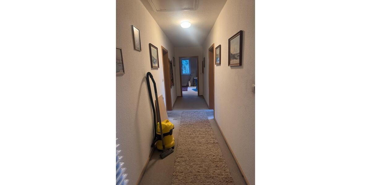 Dachgeschoßwohnung Issigau - 3 Zimmer, 95 m&sup2;, 650&euro; | Angebot:25935704