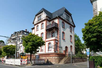 Wohnung zum Mieten in Königswinter 2.250 € 125 m² 4 zimmer