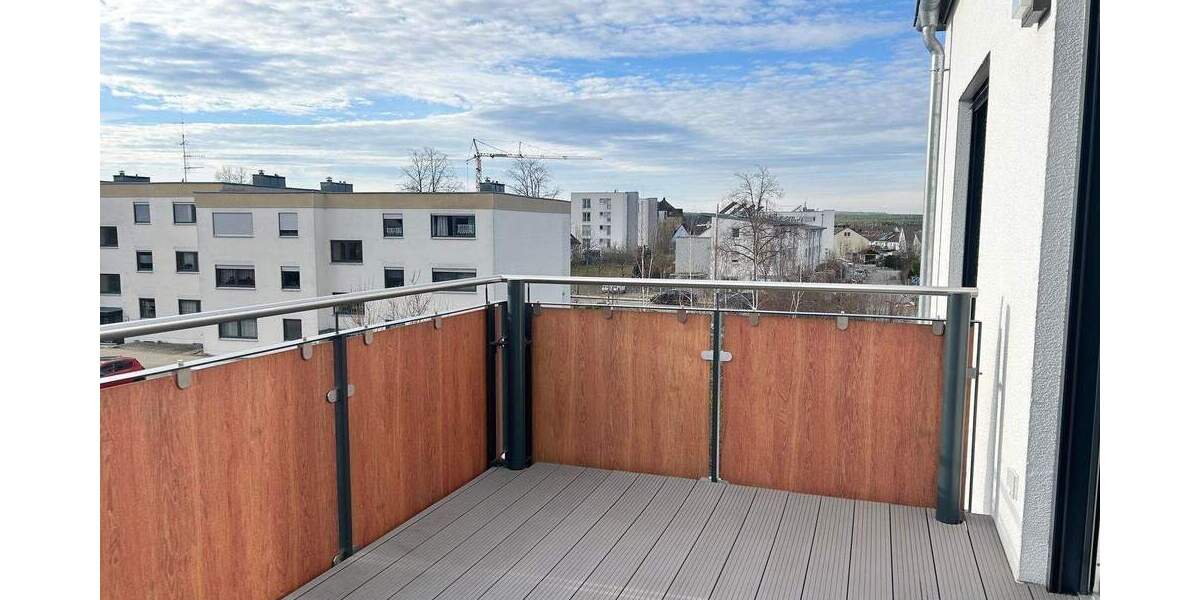 Etagenwohnung Roth - 4 Zimmer, 98 m&sup2;, 1.250&euro; | Angebot:24904611