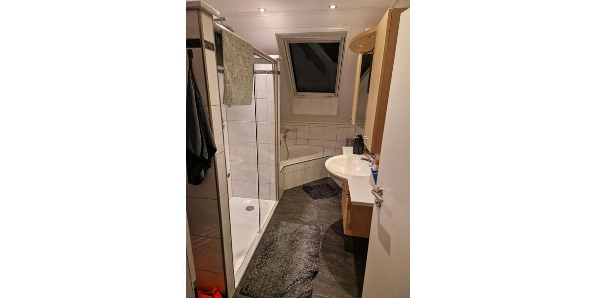 Dachgeschoßwohnung Kreßberg - 4 Zimmer, 93 m&sup2;, 800&euro; | Angebot:25755991