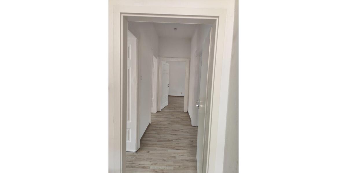 Erdgeschoßwohnung Neunkirchen - 4 Zimmer, 75 m&sup2;, 850&euro; | Angebot:25988103