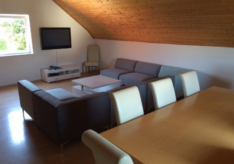 Etagenwohnung Moosthenning - 1 Zimmer, 380 m&sup2;, 390&euro; | Angebot:25844474