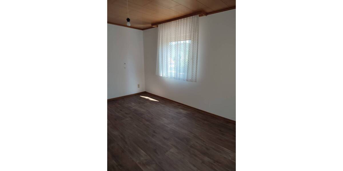 Etagenwohnung Edertal Bringhausen - 3 Zimmer, 95 m&sup2;, 595&euro; | Angebot:25727648